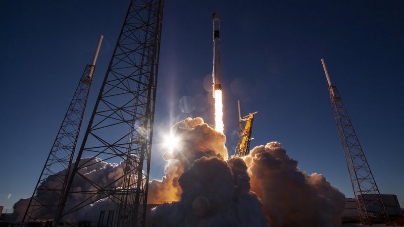 SpaceX Blasts Off Powerful GPS Satellite for US Military